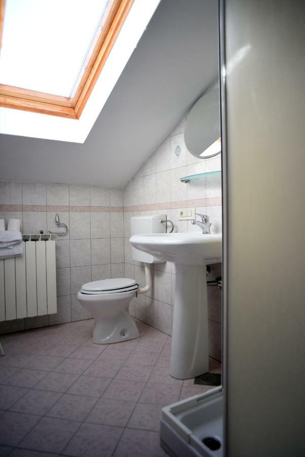 Apartments Ida Cres Zewnętrze zdjęcie